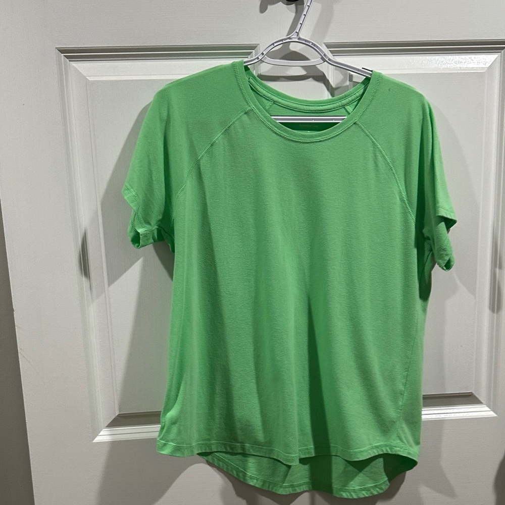 Tek Gear Vibrant Green Short Sleeve Top